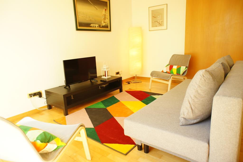 Modern Apartment Near The Bridge Lisboa Exteriér fotografie